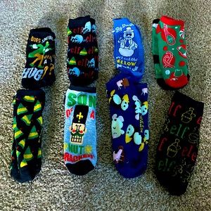 8 pairs of buddy the elf Christmas socks